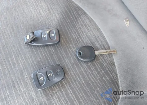 2016 Hyundai Accent Se z USA, uszkodzony, nr VIN KMHCT5AE0GU238697